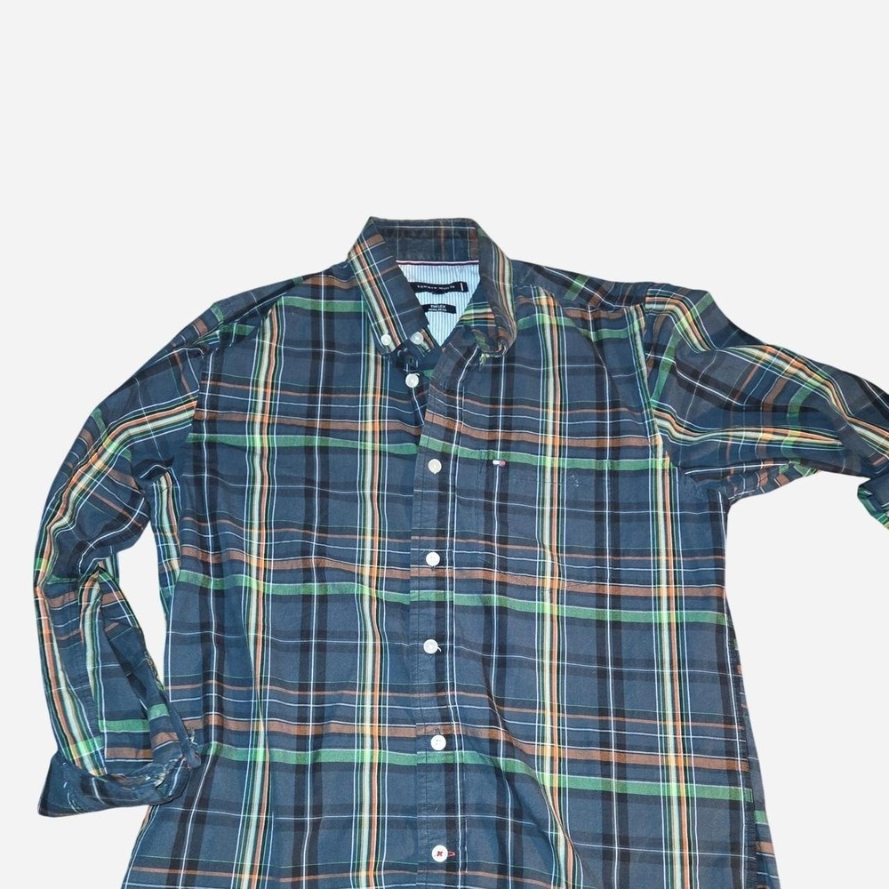 Tommy Hilfiger button up